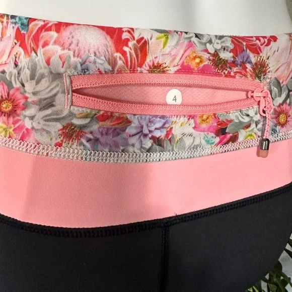 Lululemon Run a Marathon crop II black flowabunga 17” legging - Picture 4 of 7